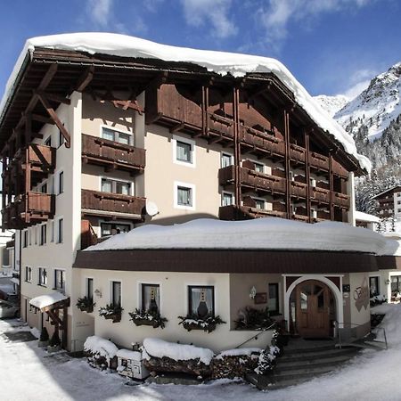 Hotel Bergland Superior Sankt Leonhard im Pitztal Esterno foto